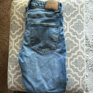 Men’s/ teens American Eagle jeans airflex + athletic fit size 28 x   30